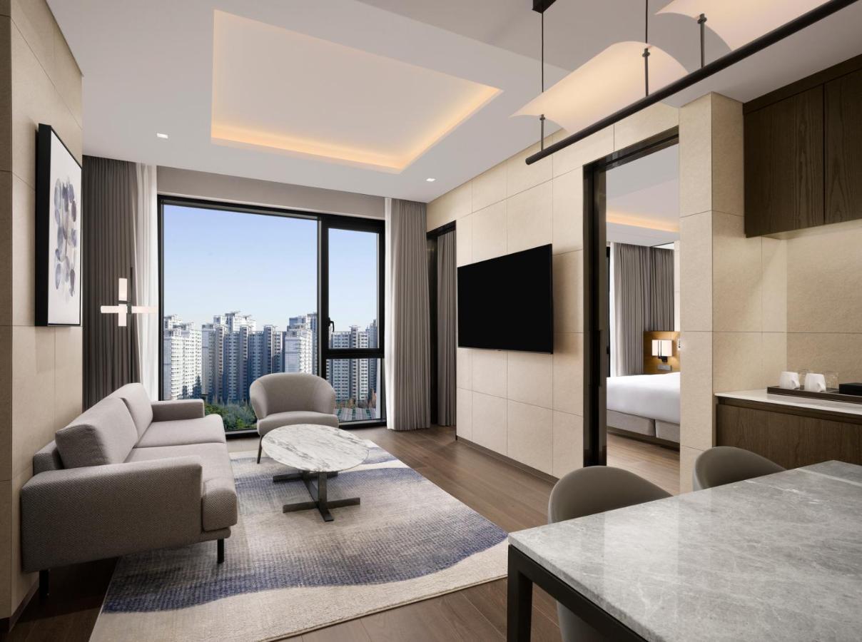 Four Points By Sheraton Сувон Екстериор снимка