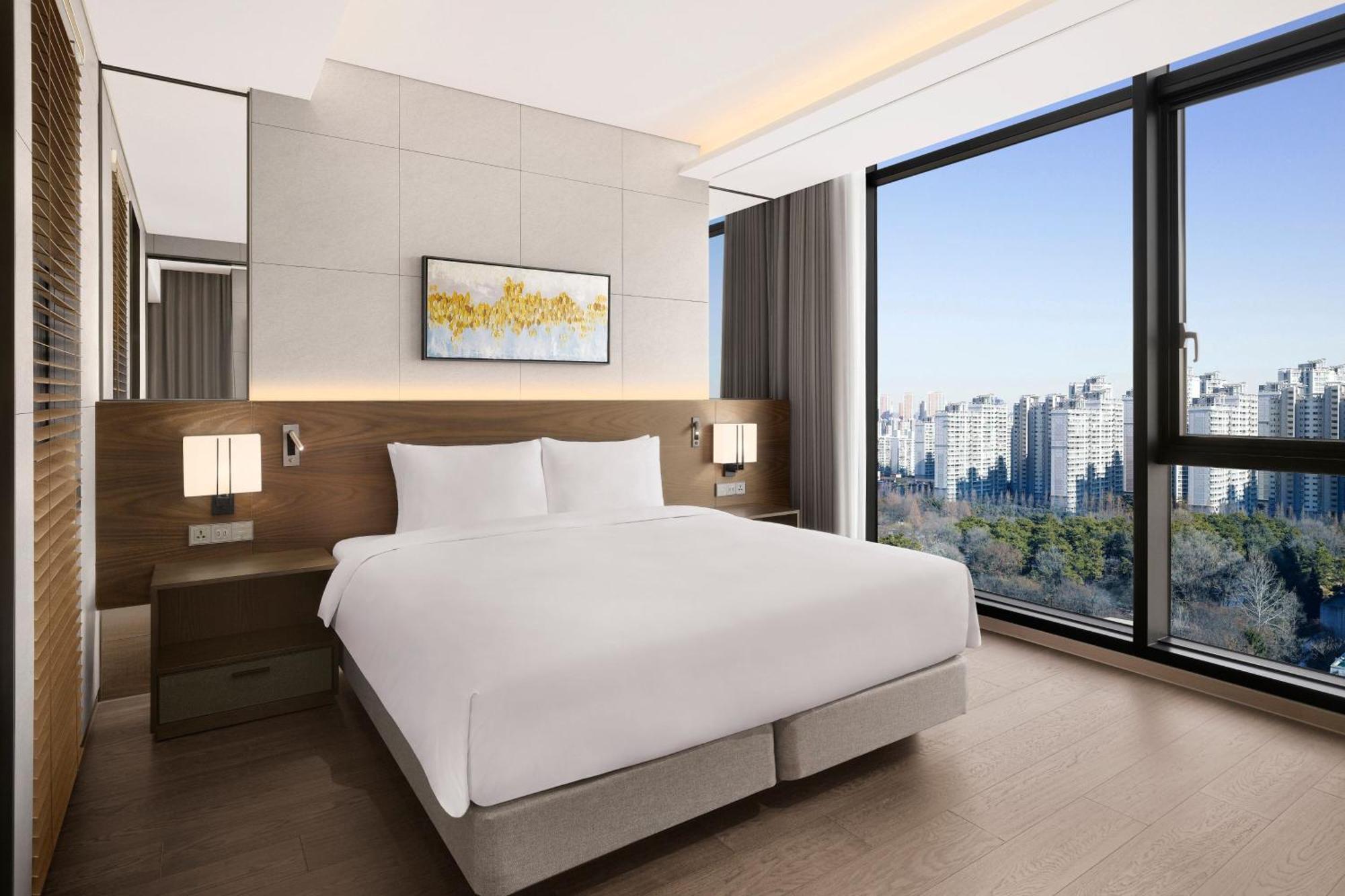 Four Points By Sheraton Сувон Екстериор снимка