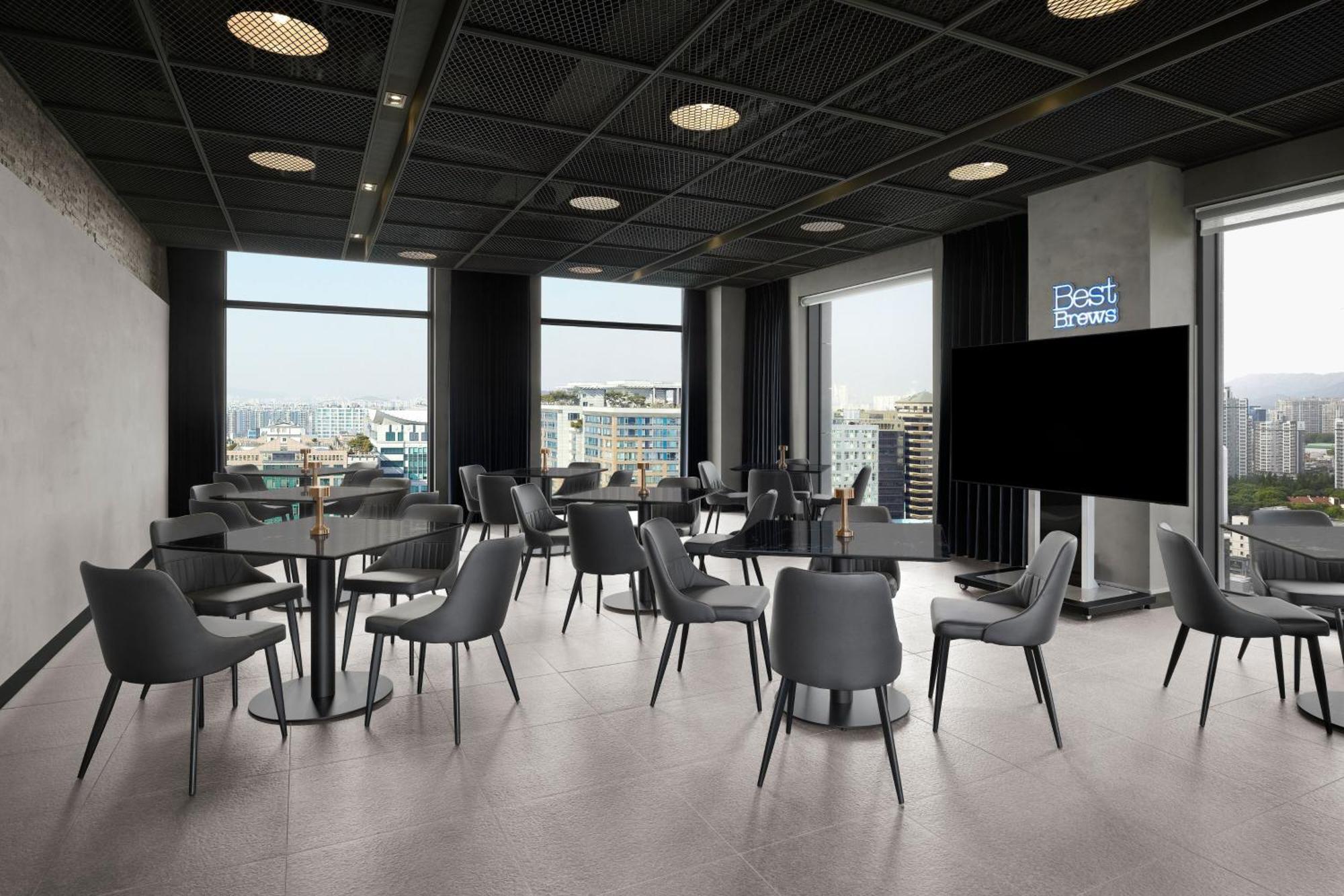 Four Points By Sheraton Сувон Екстериор снимка